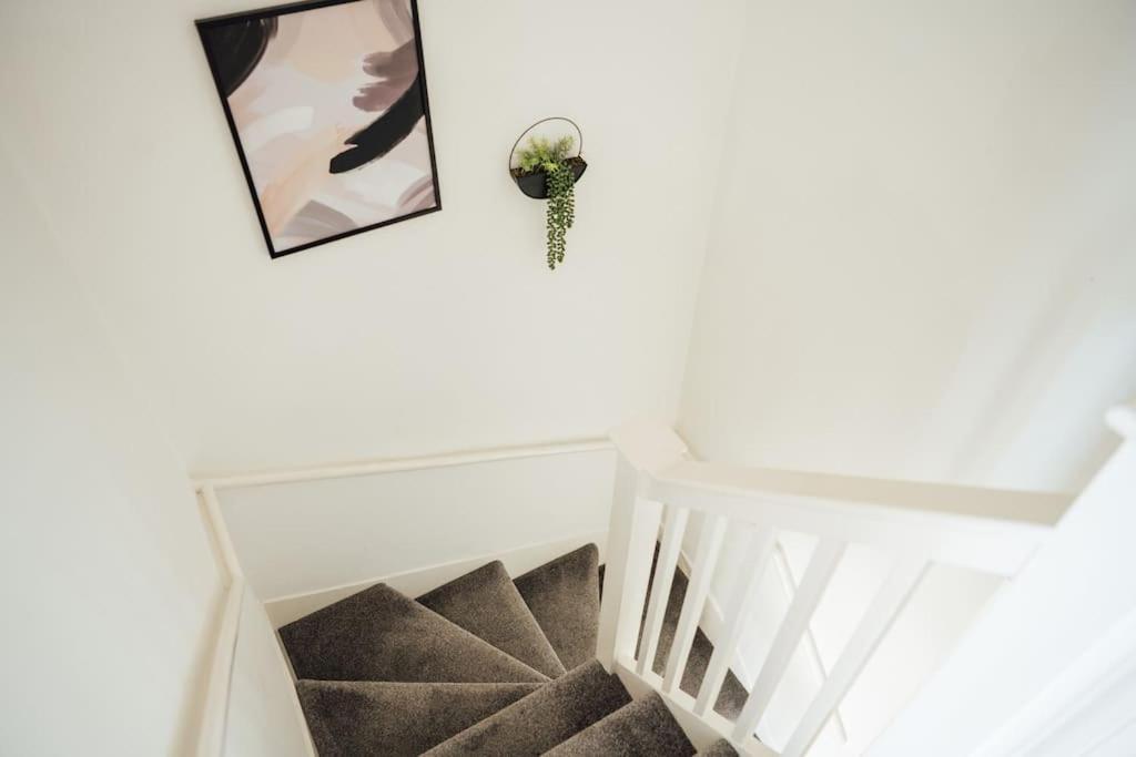 Charming 2 Bedroom Flat In The Heart Of Kings Cross, London Exterior foto