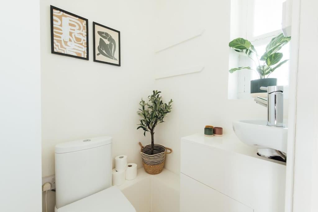 Charming 2 Bedroom Flat In The Heart Of Kings Cross, London Exterior foto